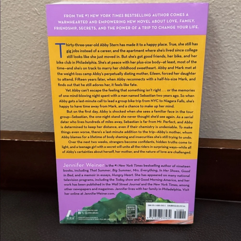 Jennifer Weiner “The Breakaway” Paperback Novel-NY Times Bestselling Author
